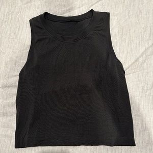 Black Lululemon tank top